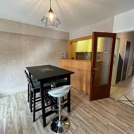 Apartman Balmoral 0201 - 3 Bedrooms 8p - Family Appt - Near The Sea